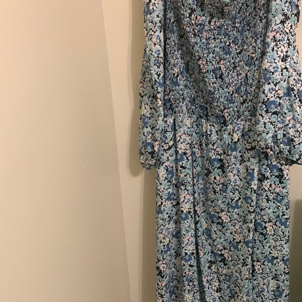 Dress size 28/30 4x never worn